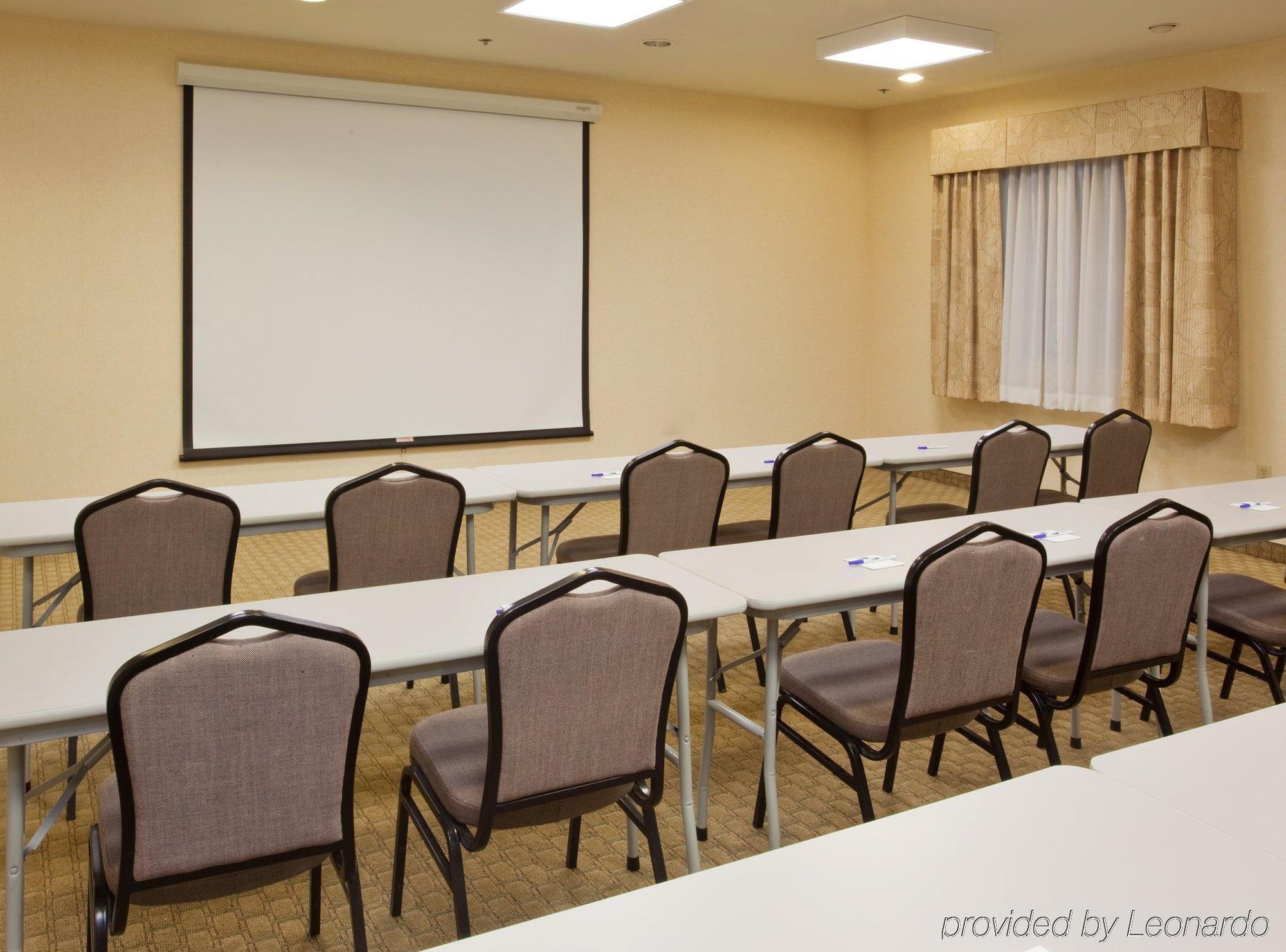 Holiday Inn Express Fresno River Park Highway 41 By Ihg Kültér fotó